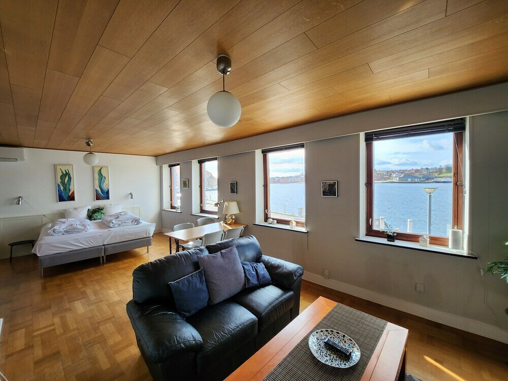 Фото Grannys Harbour View