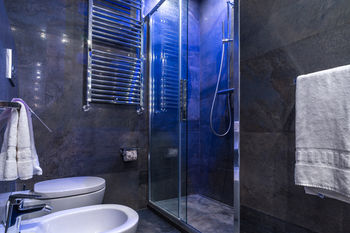 Фото Les Diamants Spanish Steps Suite