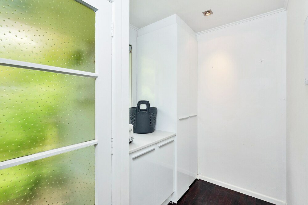 Фото Bright Airy & Spacious 3 Br Home