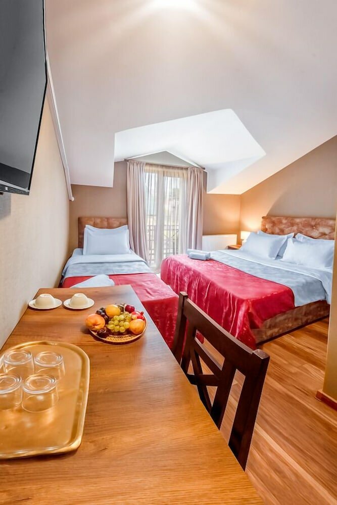 Фото Dzvel Ubanshi