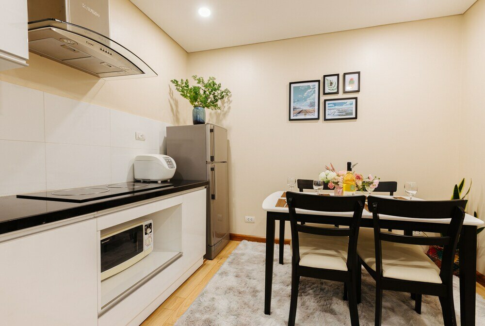 Фото Hb Serviced Apartment - 121b Quan Hoa