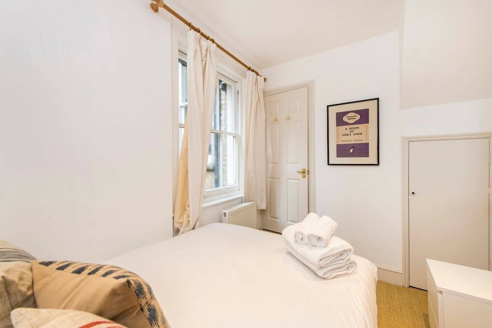 Фото Fab 2 Br Flat in Paddington Close to Hyde Park