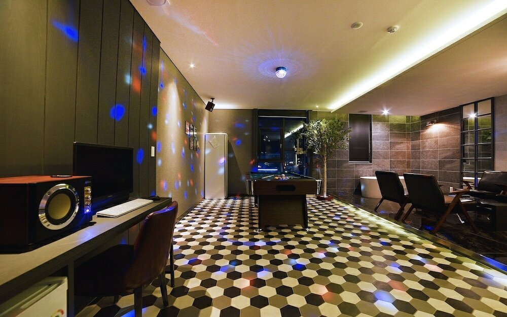 Фото Yeosu K-boutique Hotel