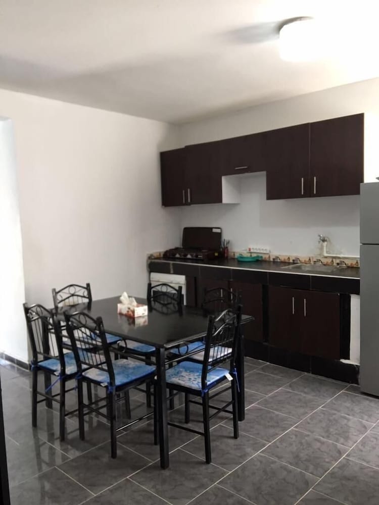 Фото Too Many Suites