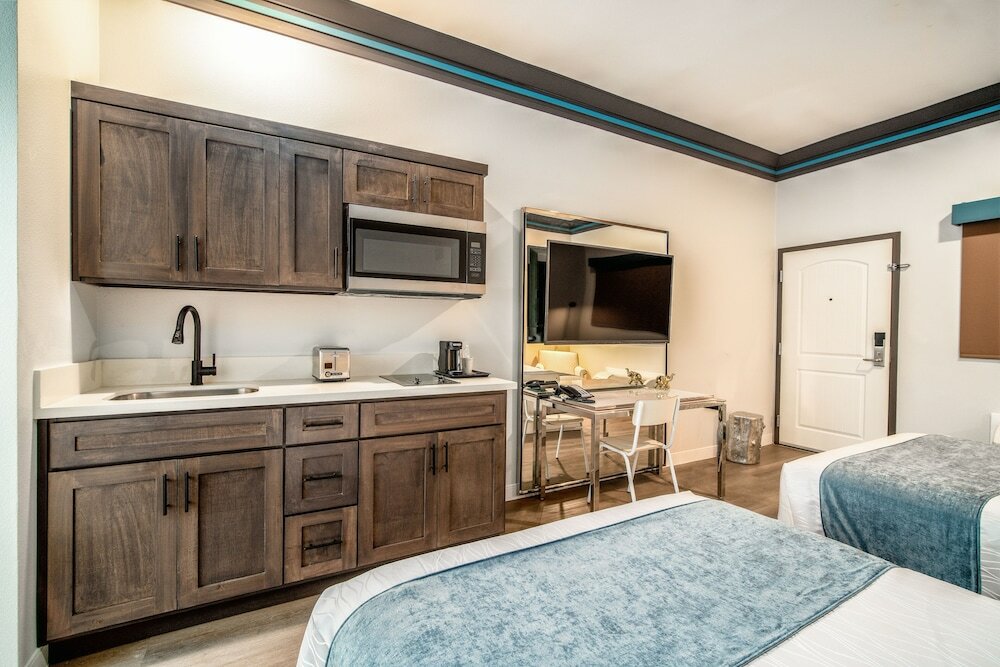 Фото Aspire Inn Studios & Spas