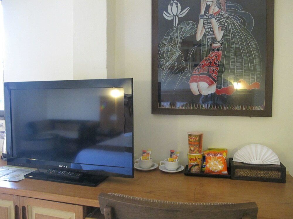 Фото Oyo Baan Tong Tong Pattaya Resort