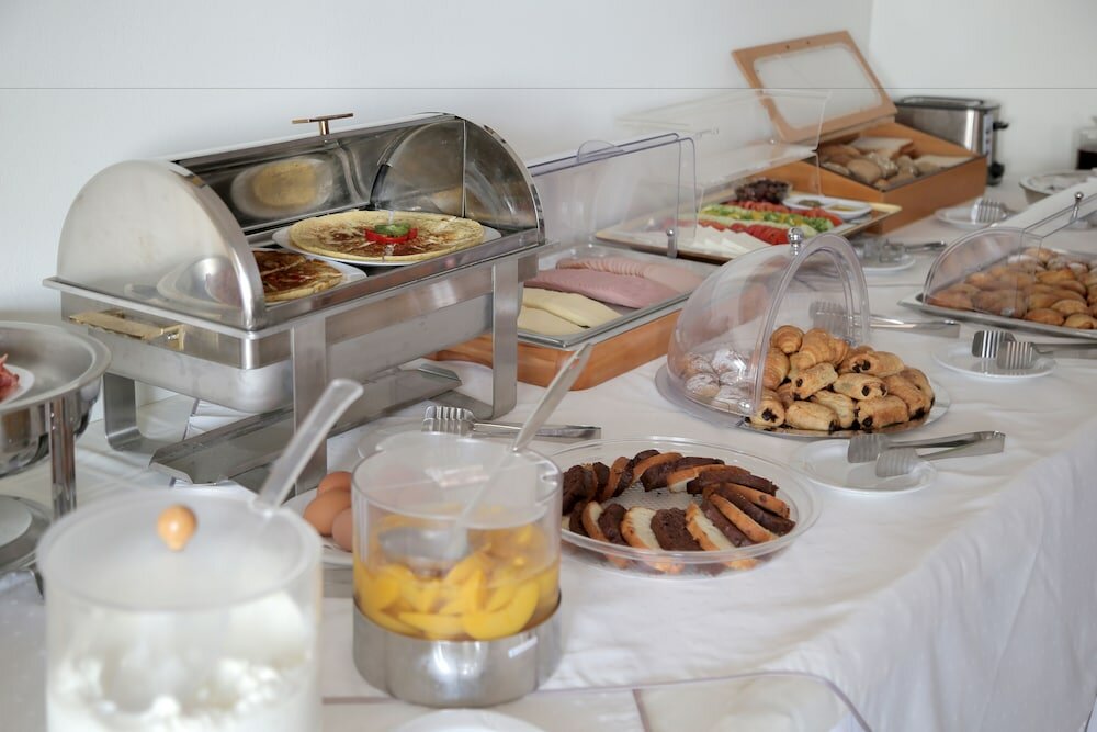 Фото Yalis Hotel