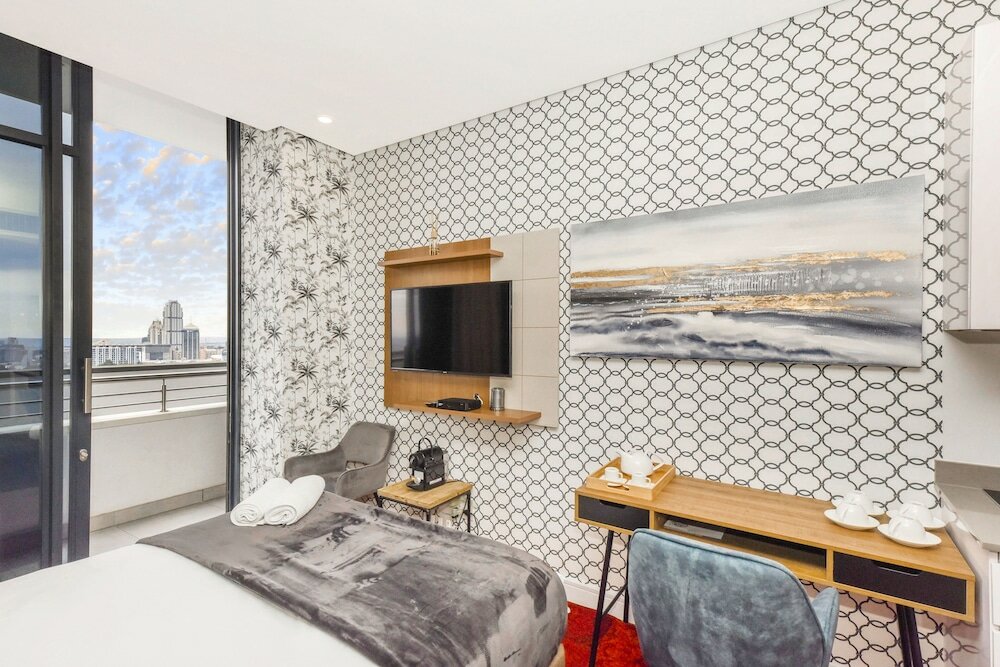 Фото Illovo Central Apartments