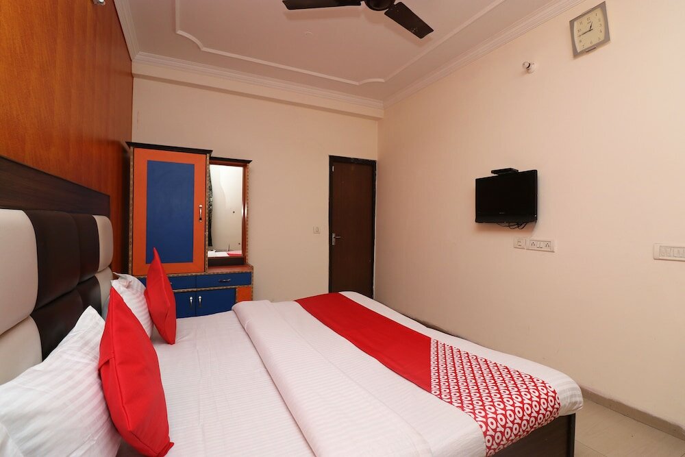 Фото Oyo 35663 Mayank Palace