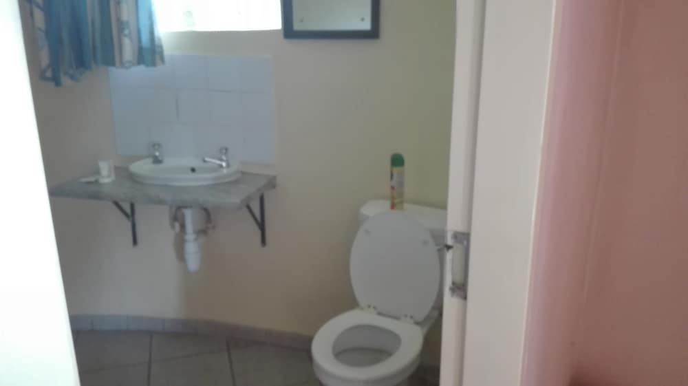 Фото Mambedi Country Lodge