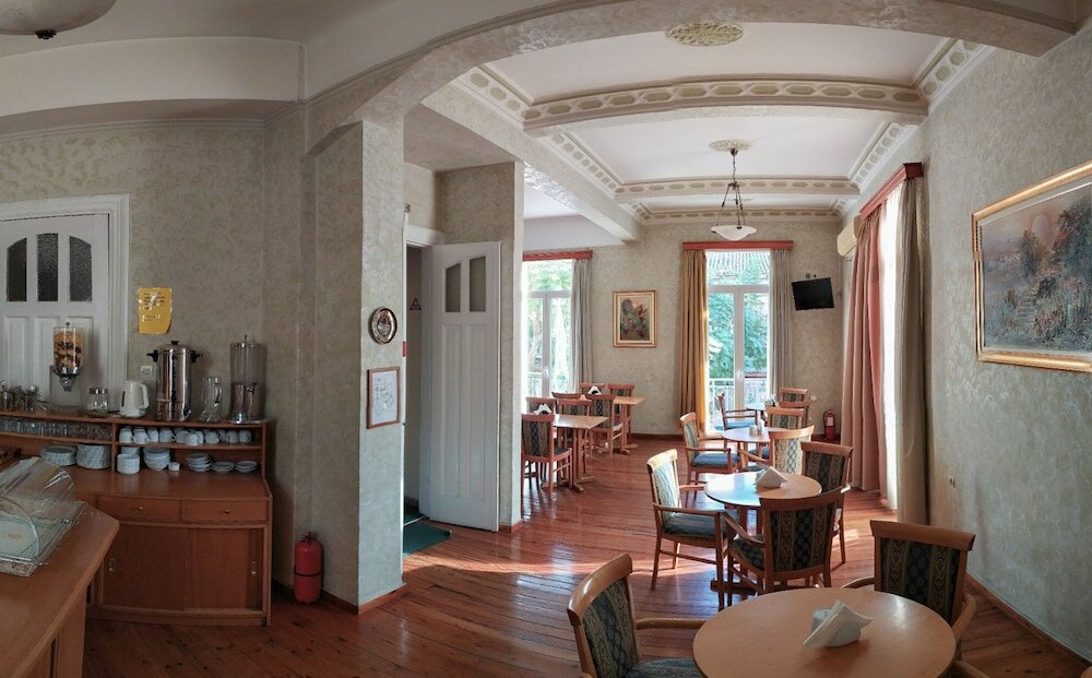 Фото Cecil Hotel