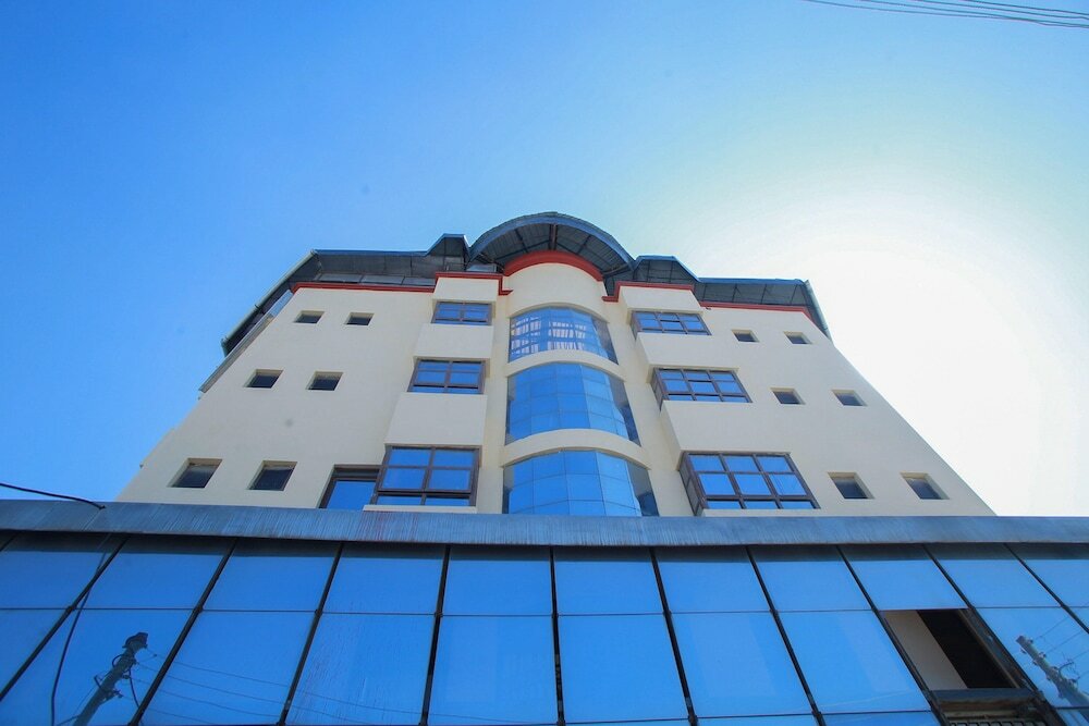 Фото отеля 1