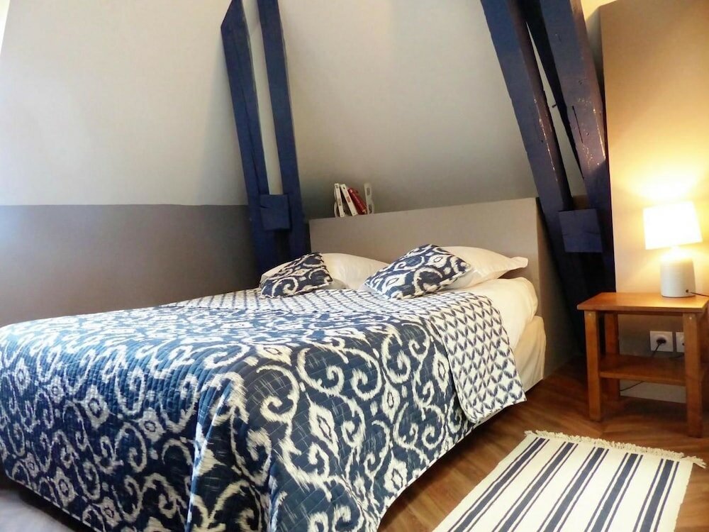 Фото Le Bristol Gites urbains