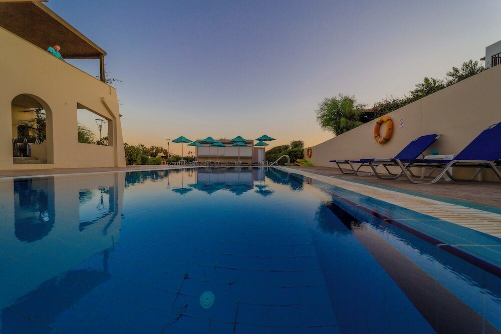 Фото Amaryllis Beach House