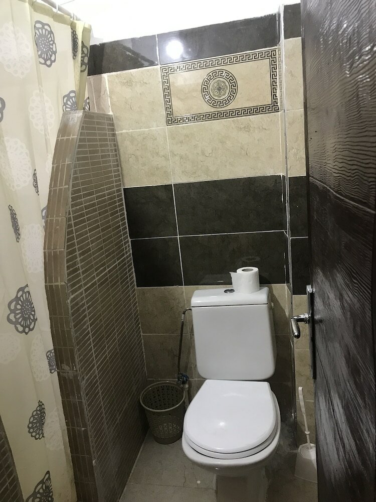 Фото Too Many Suites