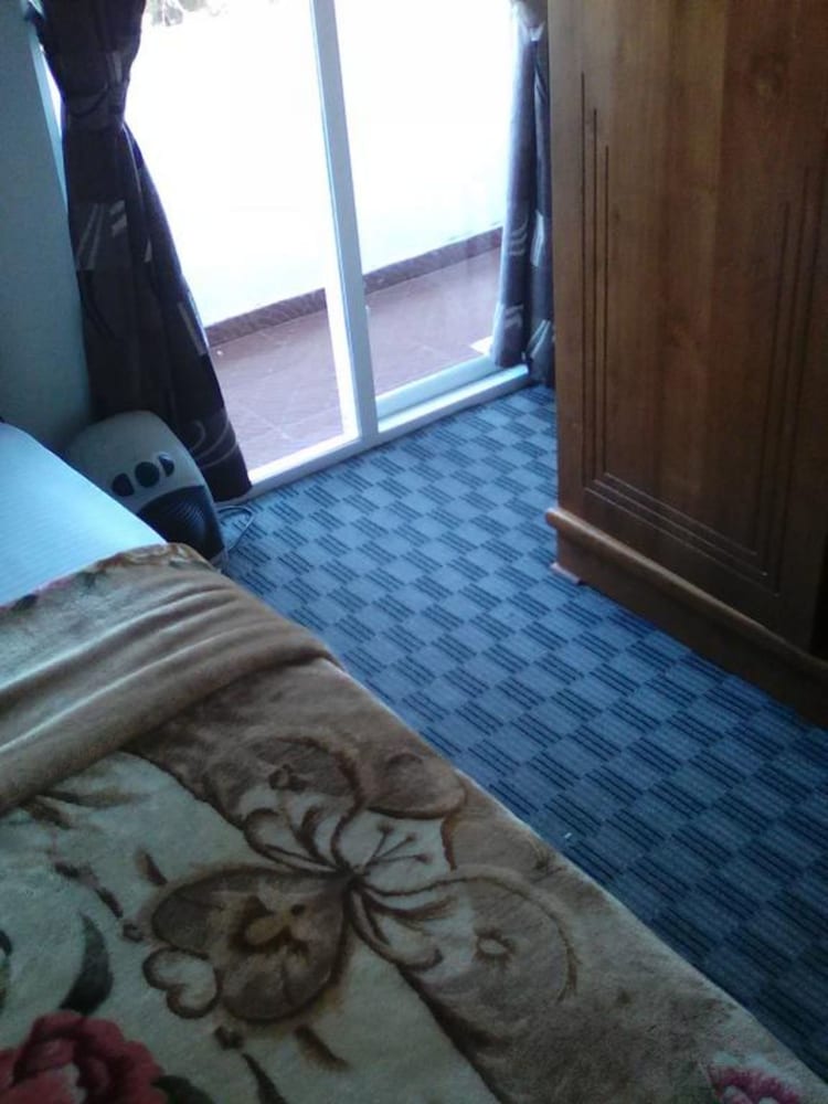 Фото Ashley Hills