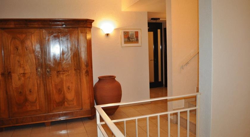 Фото Hotel Schweizerhof Wetzikon GmbH