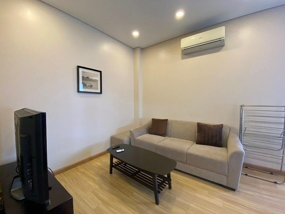 Фото Hb Serviced Apartment - 12 Tran Quy Kien