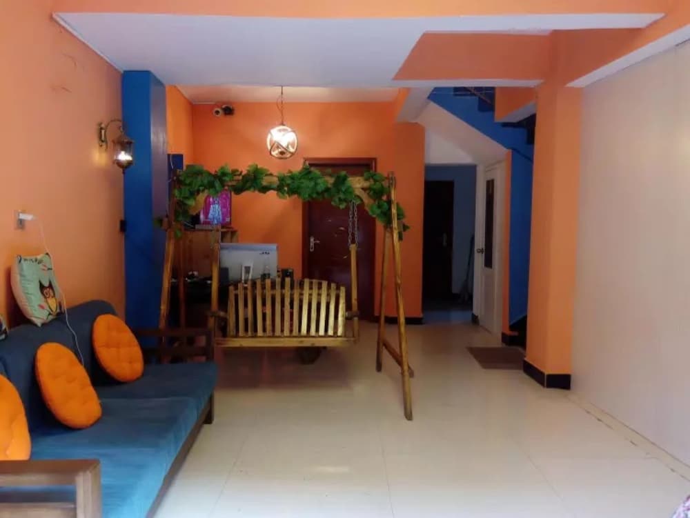 Фото Fenghuang Nanmu Inn No. 1