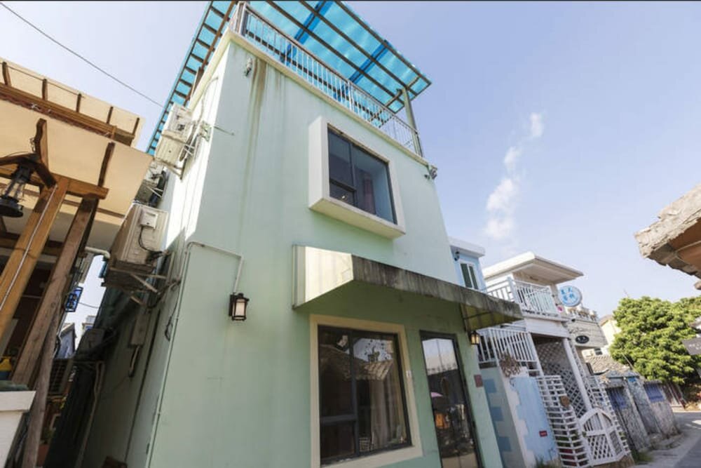 Hotel Shenzhen Dapeng Mancheng Theme Hostel, Earth, photo