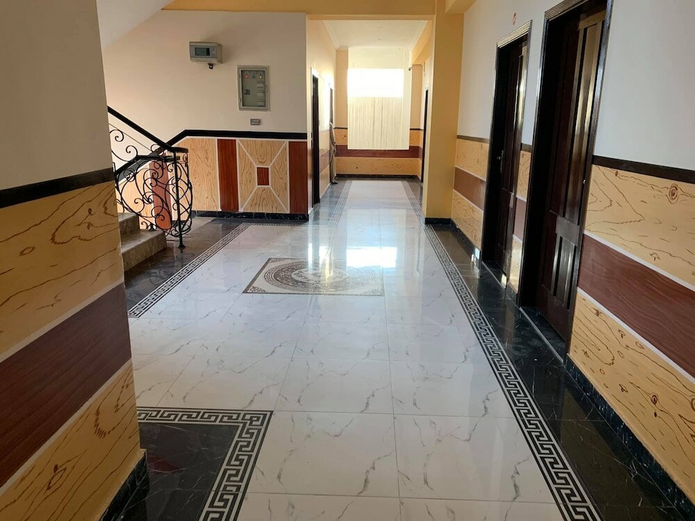 Фото Al Harmain Restaurant