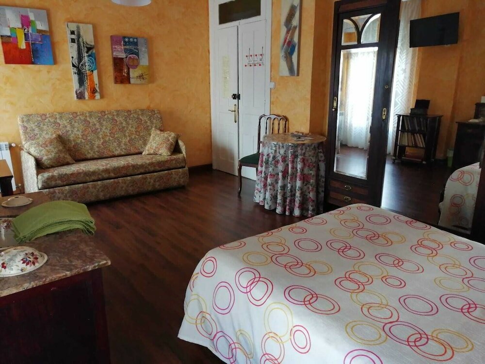 Фото Hospedaje Menendez Pelayo