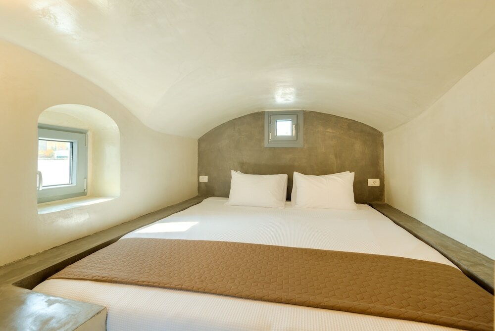 Фото Pasithea Luxury Suites