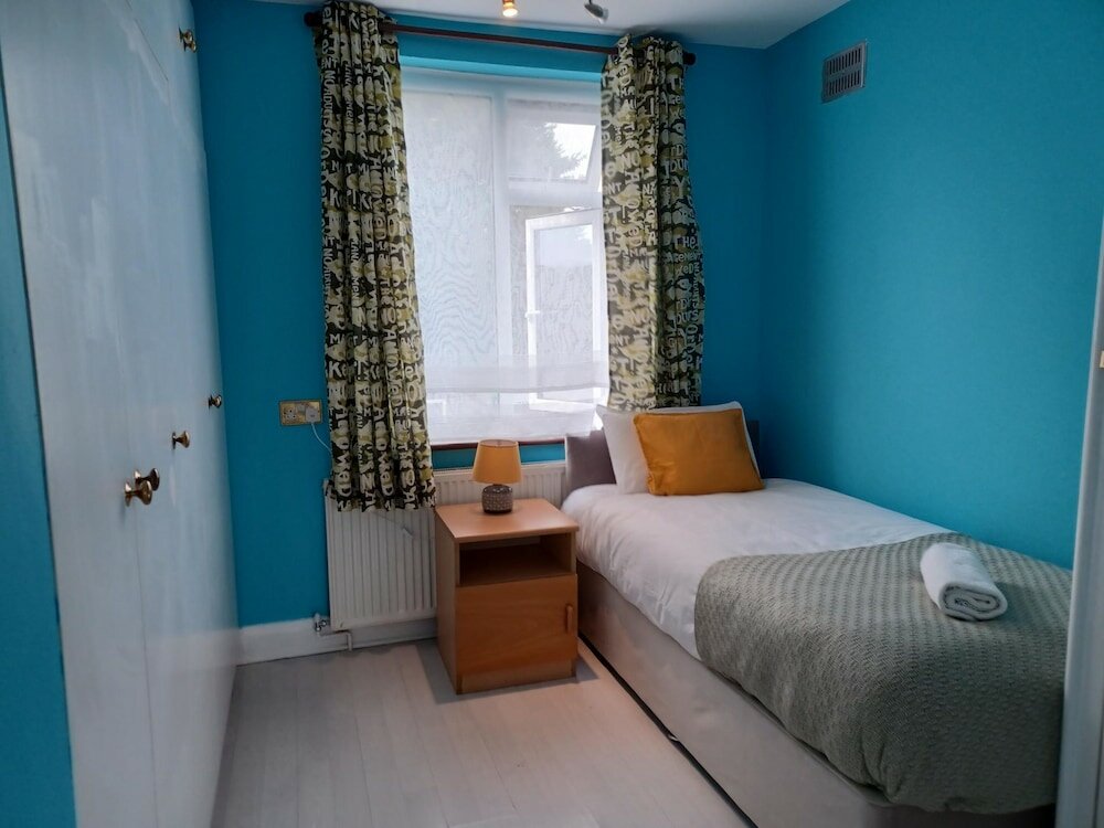 Фото Crawley Green House - Huku Kwetu