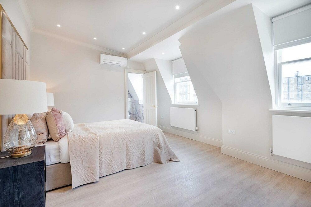 Фото Marble Arch Suite 4-hosted by Sweetstay