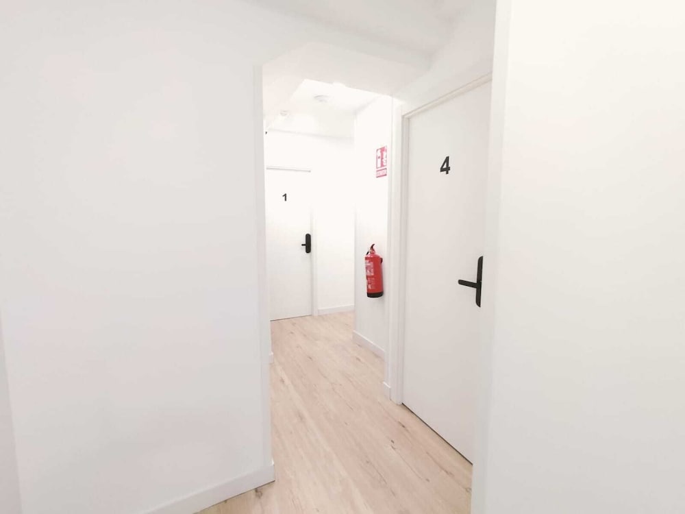 Фото Hostal Carmen by gaiarooms