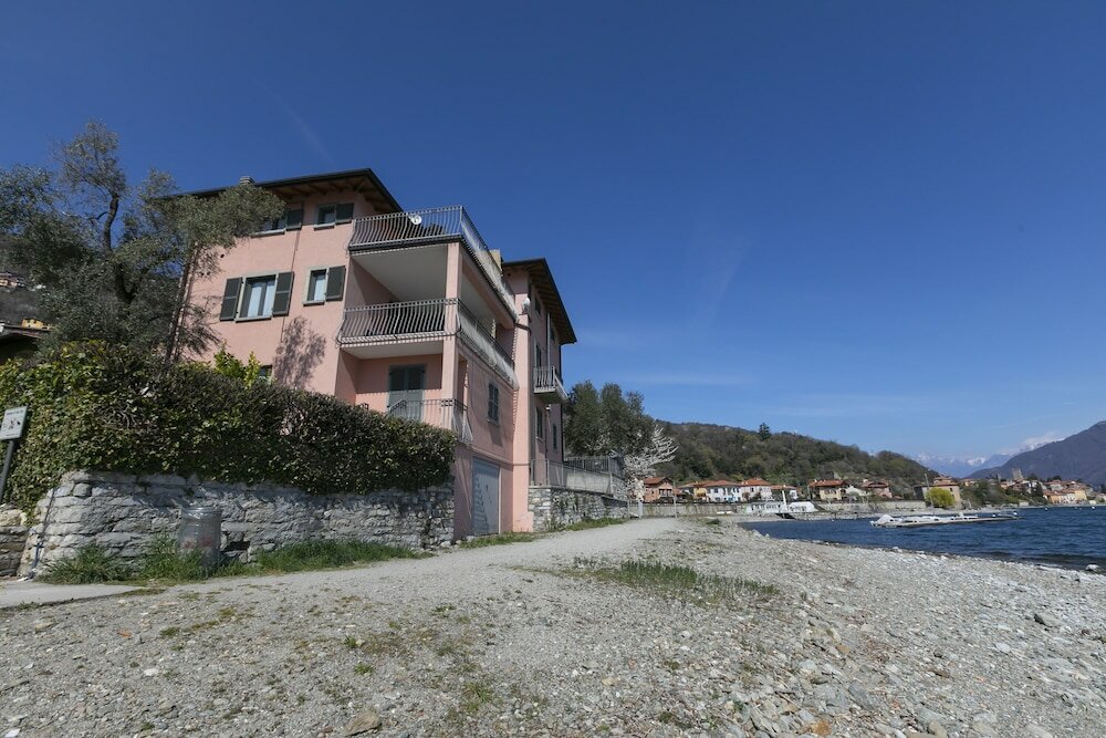 Фото Garibaldi Lake view 3