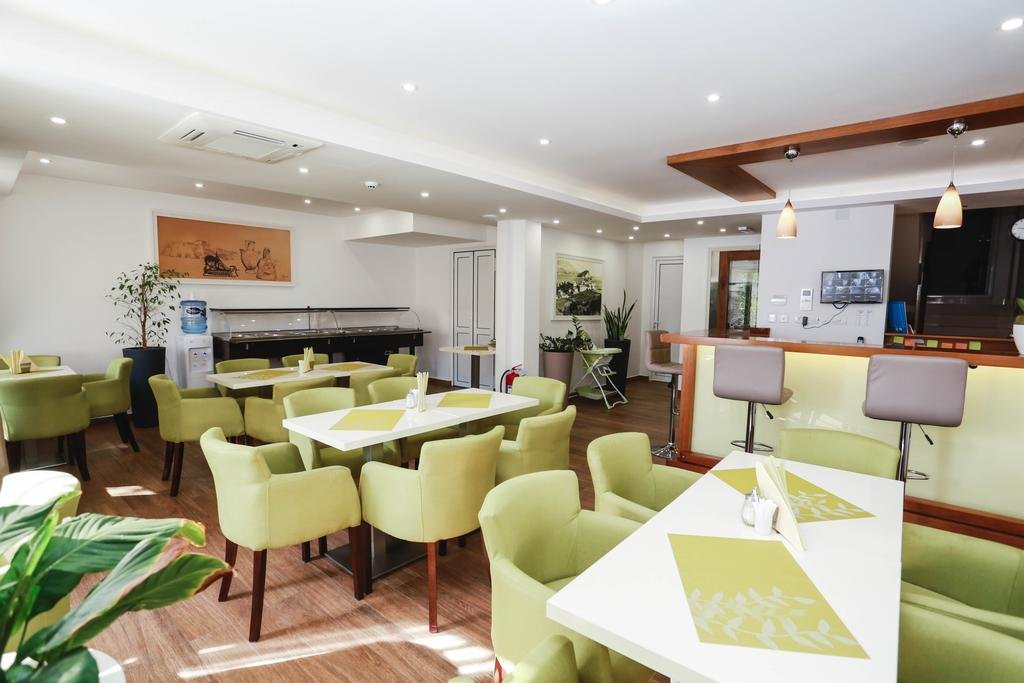 Фото Garni Hotel Arka