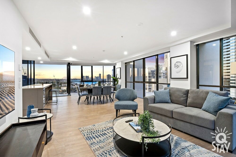 Фото Avalon Apartments - Q Stay