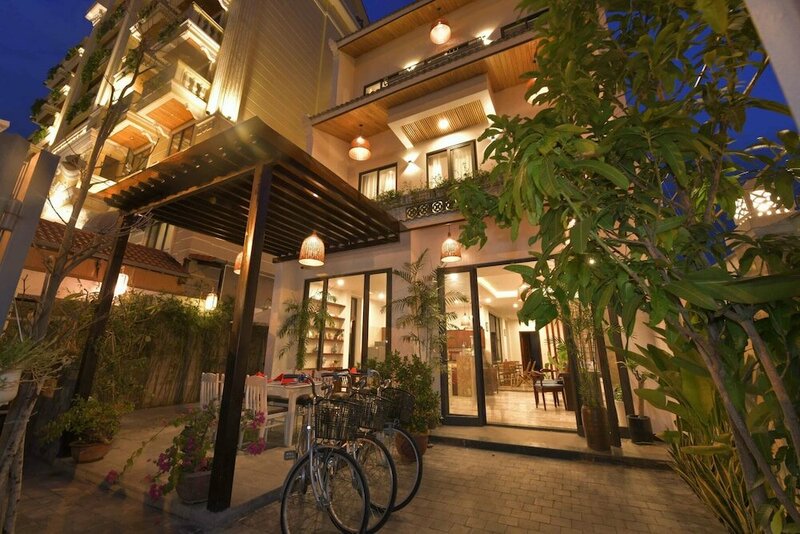 Гостиница Saclo Villa and Hostel в Хойане