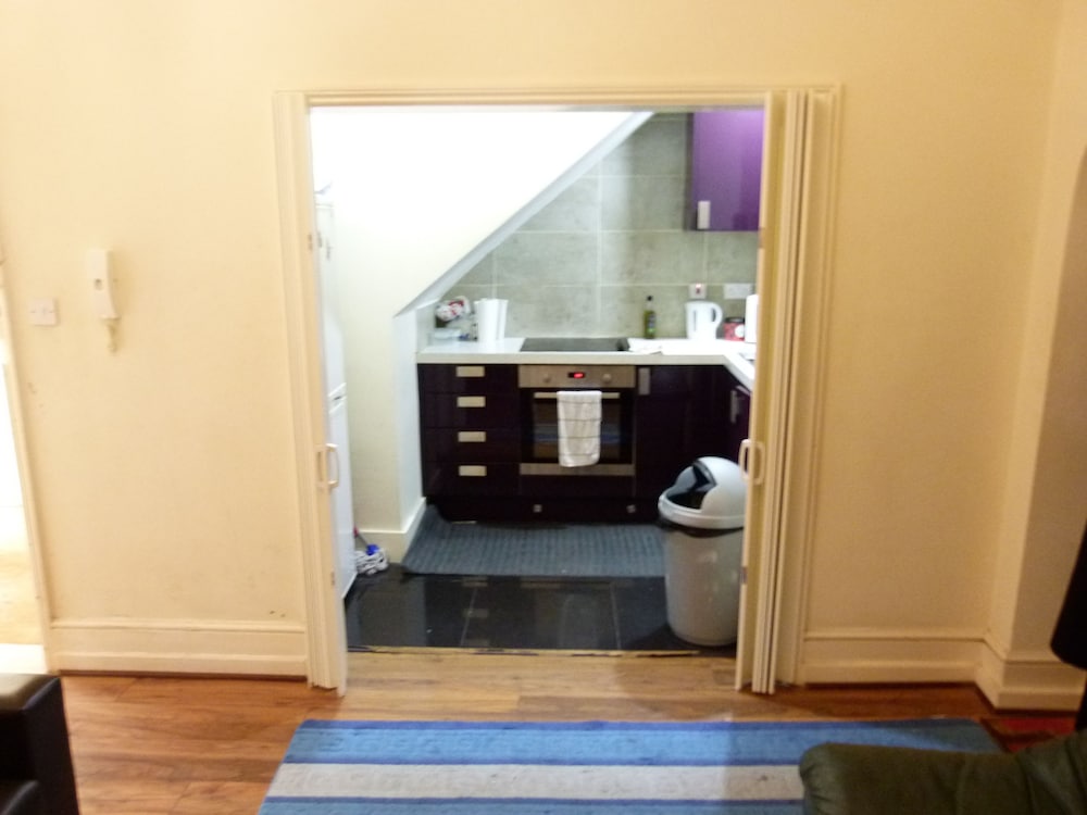 Фото Ss Property Hub - Family Apartment Barons Court