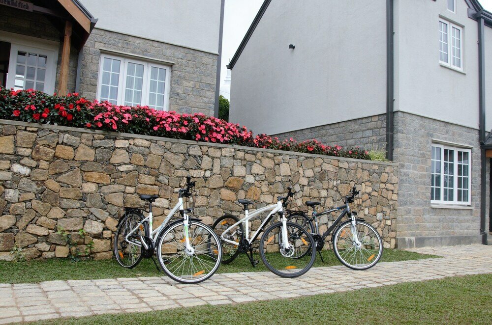 Фото Lakeside Cottages