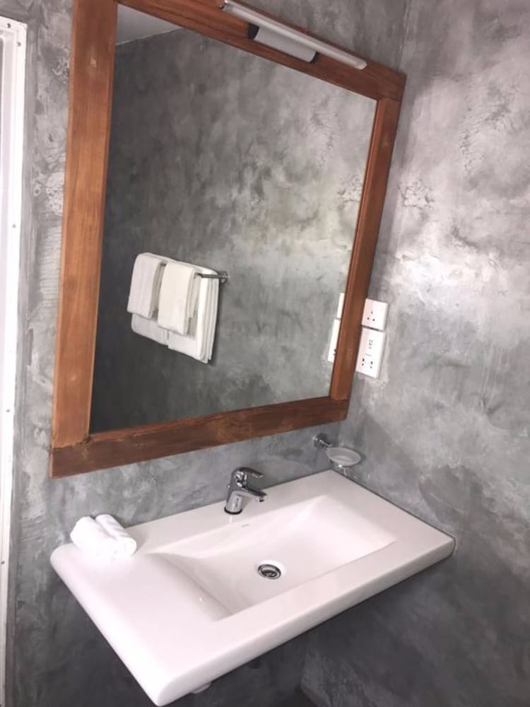 Фото Amber FR 16 Colombo