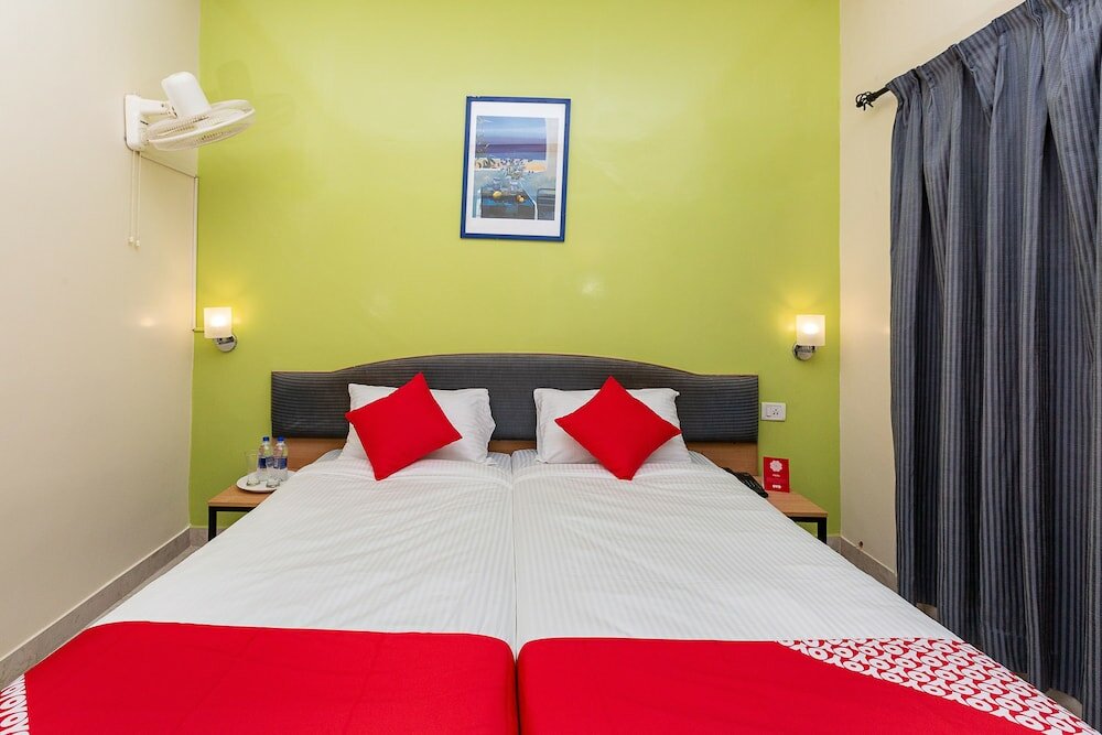 Фото Collection O 28825 Oriental Inn