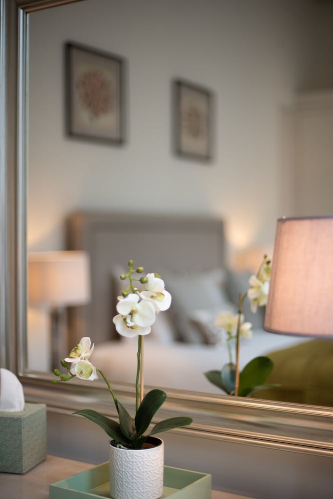 Фото Grosvenor Gardens by Capital