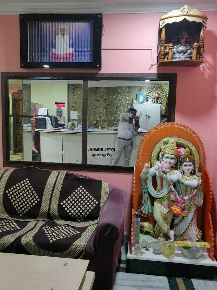 Фото Hotel Somraj Regency