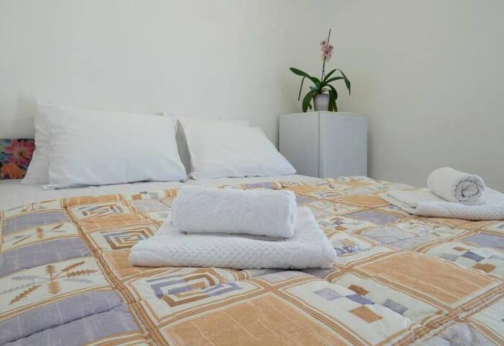 Фото Mediterranean Guest House Balkan