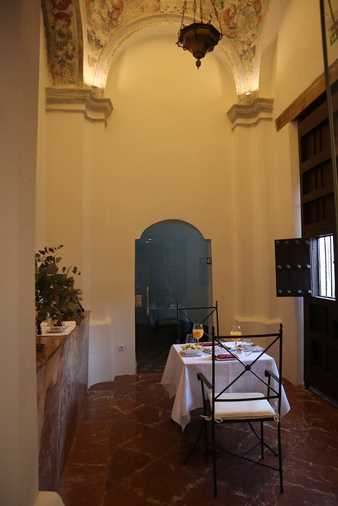 Фото La Ermita Suites - Único Hotel Monumento de Córdoba