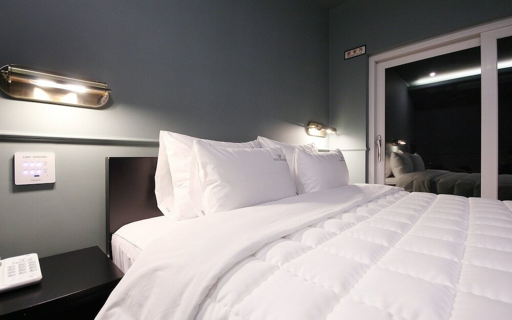 Фото Ulsan Jeongjadong White Swan