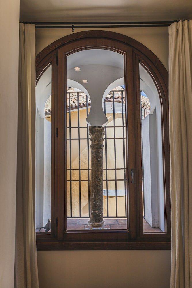 Фото La Ermita Suites - Único Hotel Monumento de Córdoba