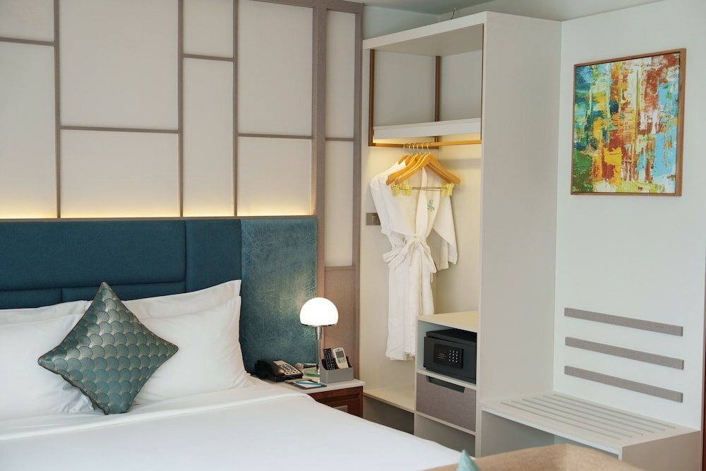 Фото Отель Seaesta Nha Trang Hotel