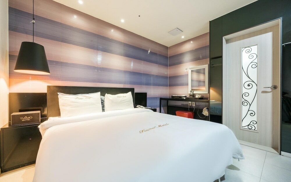 Фото Tiamo Hotel Yeosu