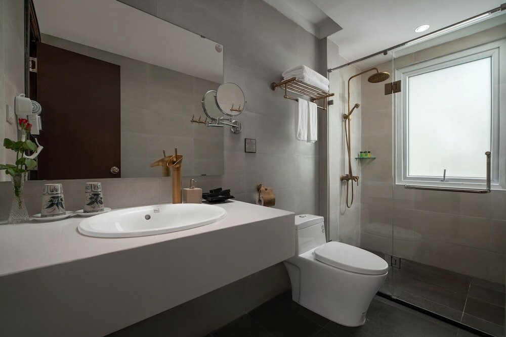 Фото Hanoian Central Hotel & SPA