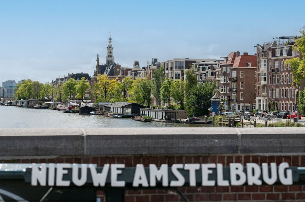 Фото Limehome Amsterdam Hemonystraat