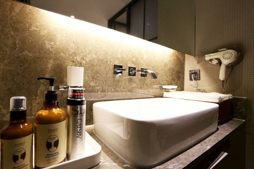 Фото Bucheon Renee