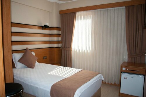 Гостиница Quars Garden Hotel в Дюздже